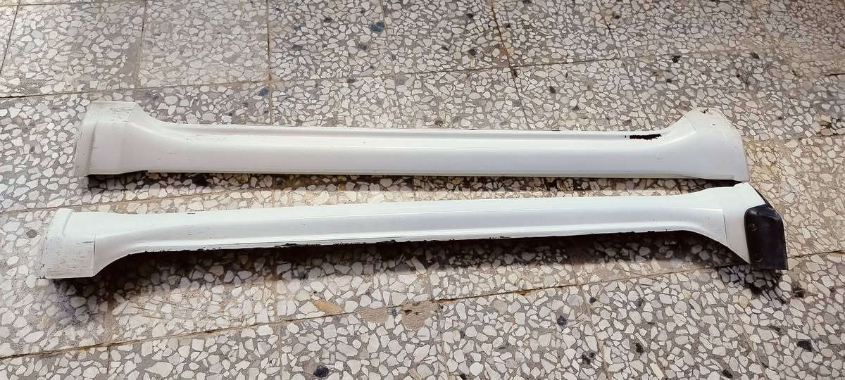 السلام عليكم غراض جيب مال كصه بغداد الامين الثانيه
***********
1 شباك اصلي من 16 لل 21
2 دوسات جانبه من 11 لل 21
3 مروحه عاصفه من 14 لل 21
4 كارت لايت مازده لد 
5 بي سي ام مال كصه 
6 دسكات خلفيه صيني 
7 زراكات بنيد 
7 زراكات لايت حاجب 
8 فان تبريد اصلي
