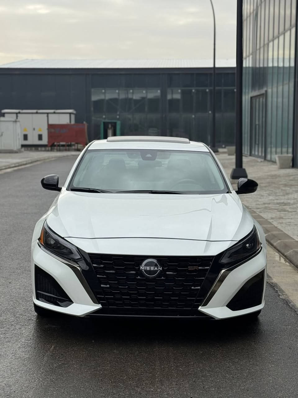 Nissan Altima SR plus 2024
فول مواصفات 
ماشيه 21 الف ميل فقط 
بدون صبغ 
بدون ايرباك 
بدون تبديل 
صور الحادث بلمنشور 
السعر 210$ بدون  بدون رقم 
العنوان السليمانيه 
***********
