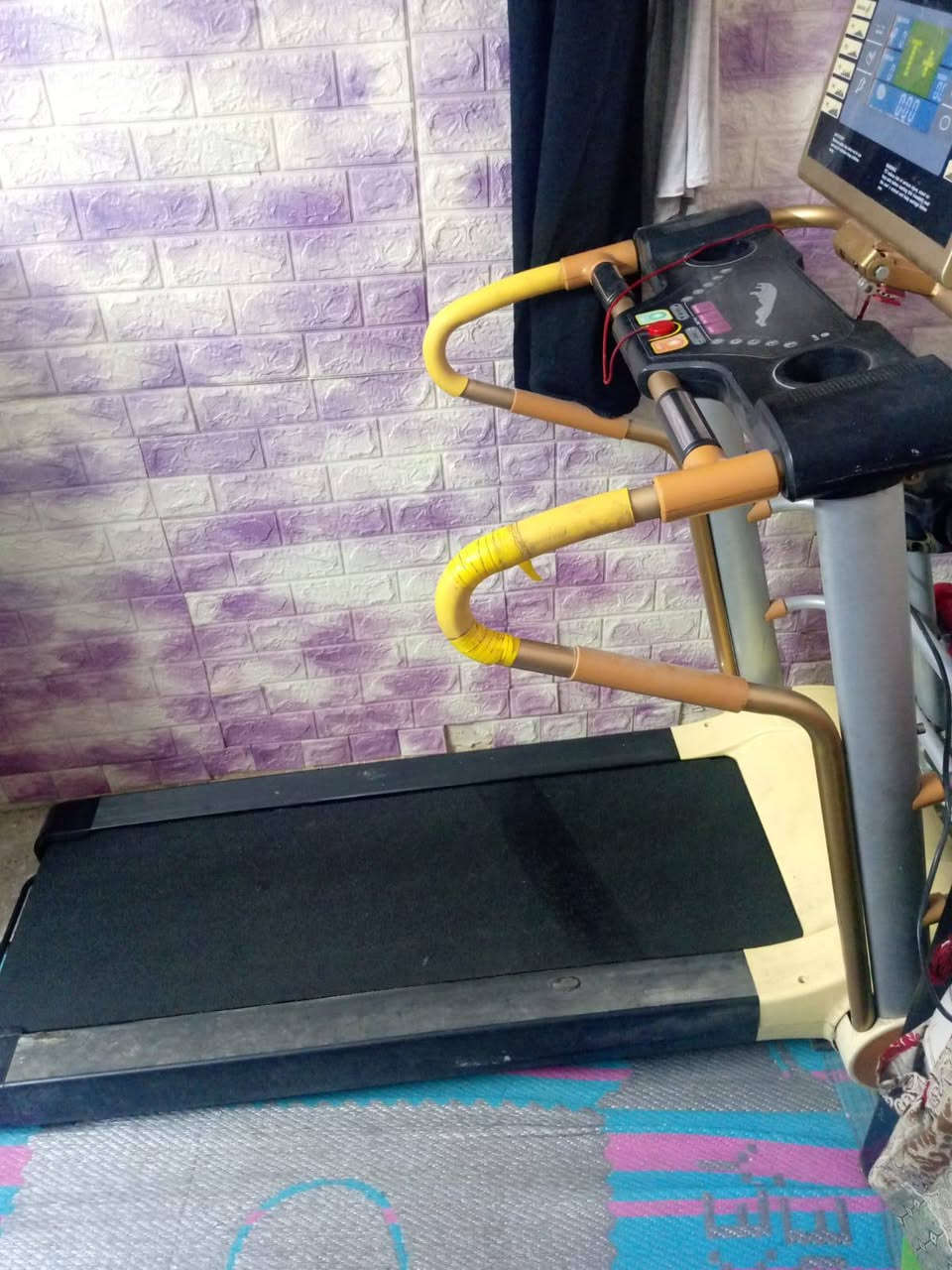 سلام عليكم جهاز جري للبيع السعر 200الف مكاني بغداد المنصور


**إذا كنت صاحب هذا الإعلان وتريد حذفه لأي سبب، رجاءا أرسل رسالة إلى الدعم الفني**