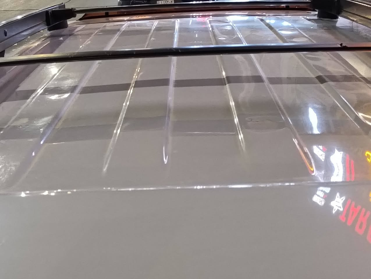 السلام عليكم
سياره باتفندر جاهزه من كلشي رقم بغداد اباسمي السياره موديل 2007 3قطع تبريد 7راكب محرك وكير كفاله تخم تاير تحكم ستيرن جهتين فتحه سقف حداديه جديده متصرف عليه بيه طخات وصبغ فقط بالهلال من جهتين مثل مموضح بالصور السعر 90وبي مجال قليل ***********
