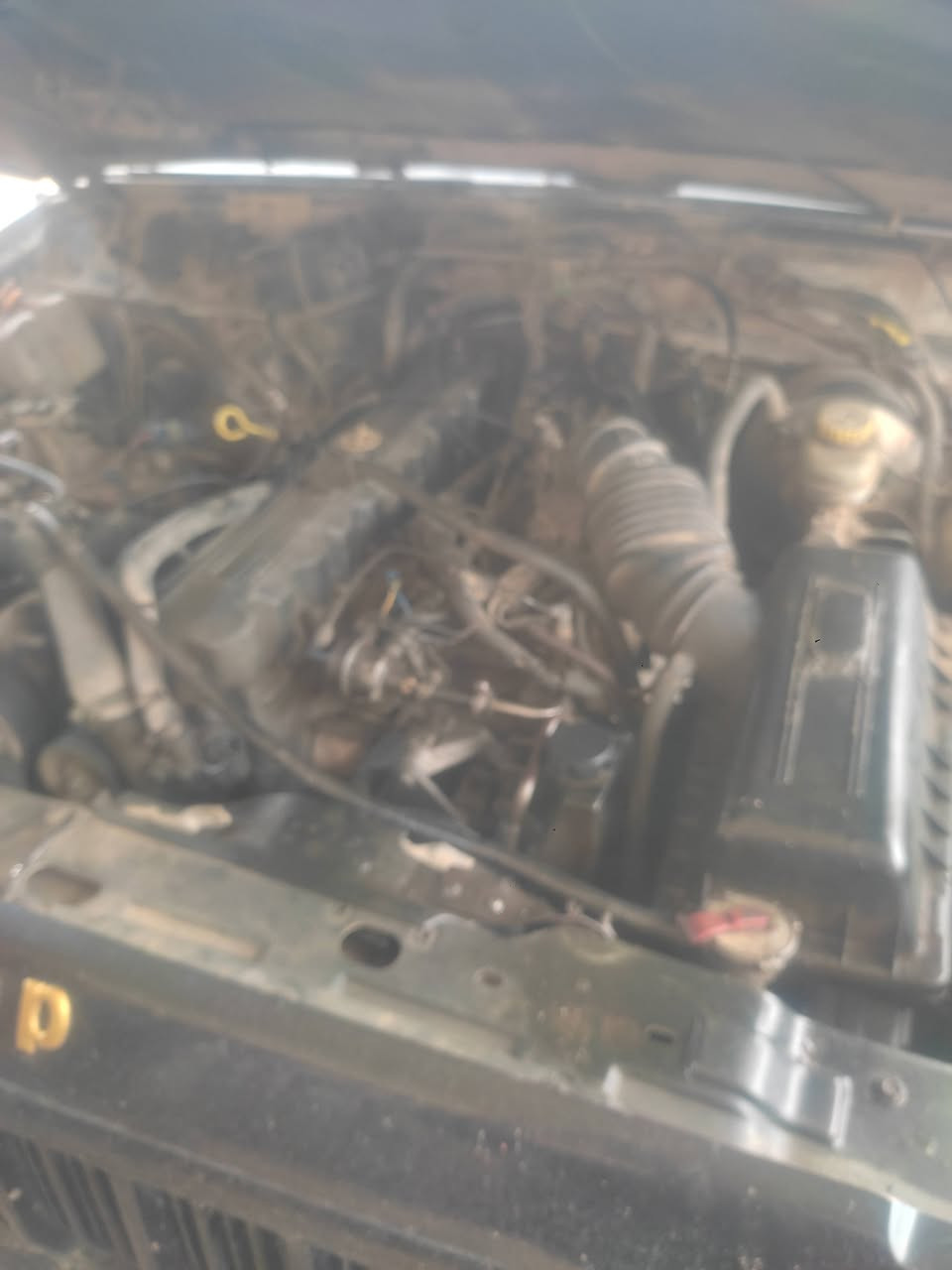 السلام عليكم ورحمة الله سياره موديل 91رقم بغداد البيع المكان ديالى بعقوابه  المحرك ابلدي السياره خير من لله وهذه رقمي***********
