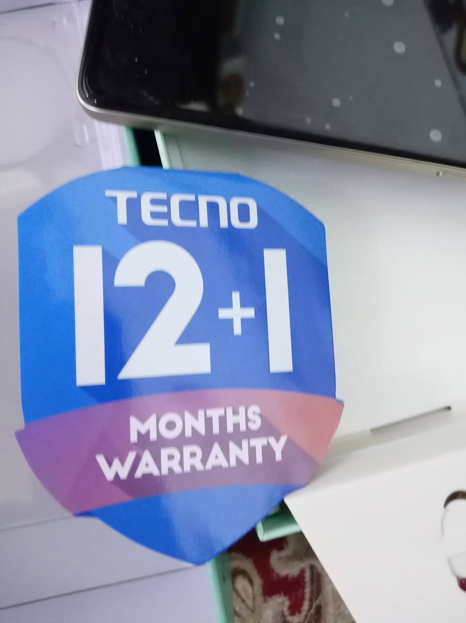 سلام عليكم موبايل للبيع او مراوس  تكنو كومن 30 موبايل جديد ماصار شهر من اشتريته موبايل حلو وجديد ويدعم شحن سريع اشاحنه 70 واط ضد الماي رقمي ***********متواجد على المازنجر اربعه وعشرين ساعه
