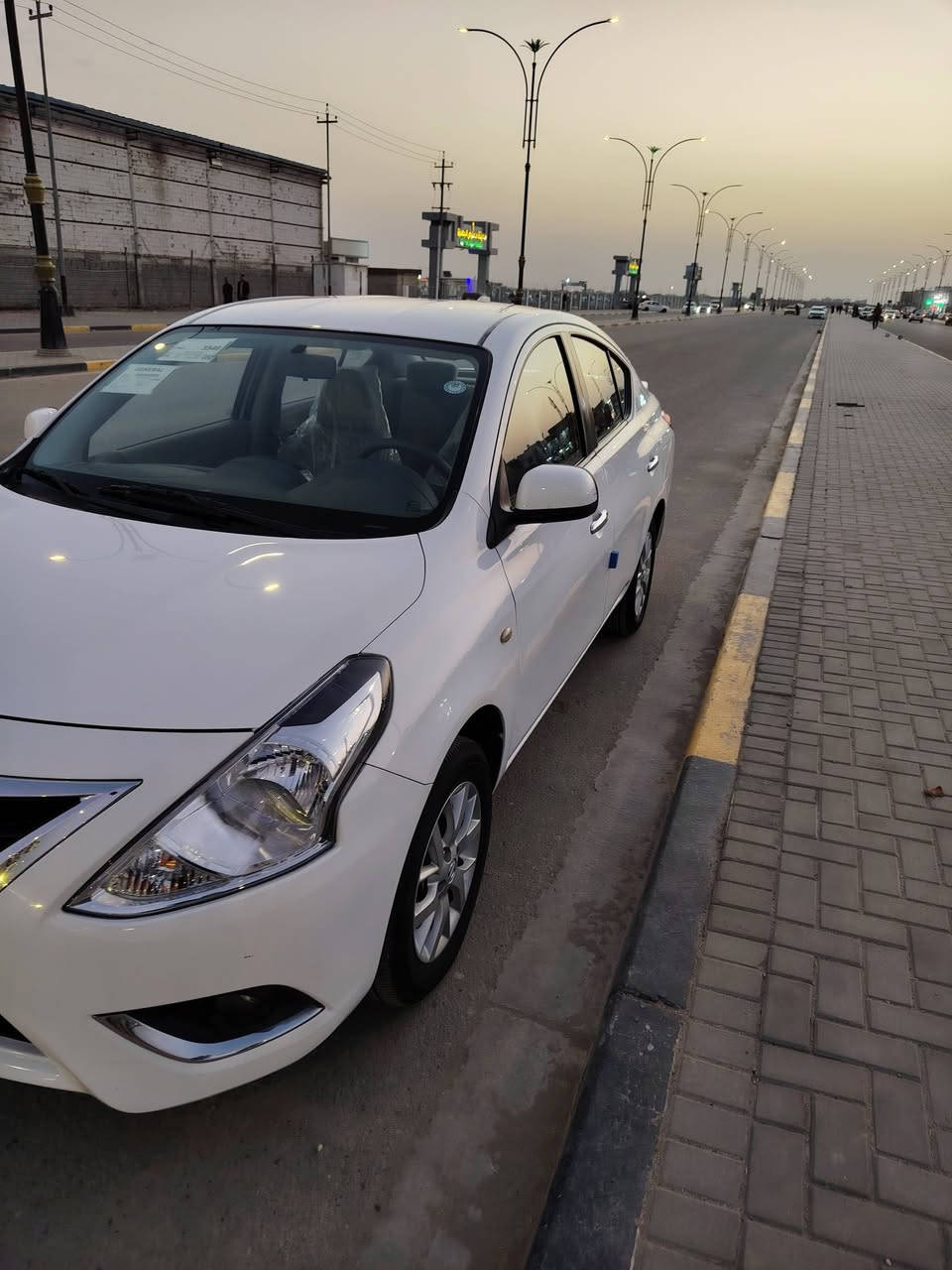 نيسان سني مديل 2024 اربيل بسم شركه سياره فول مواصفات هندي سعر 128 بيهه مجال قليل بيهه بارد شبر بل باب مال السايق والباقي كفاله عامه ***********
