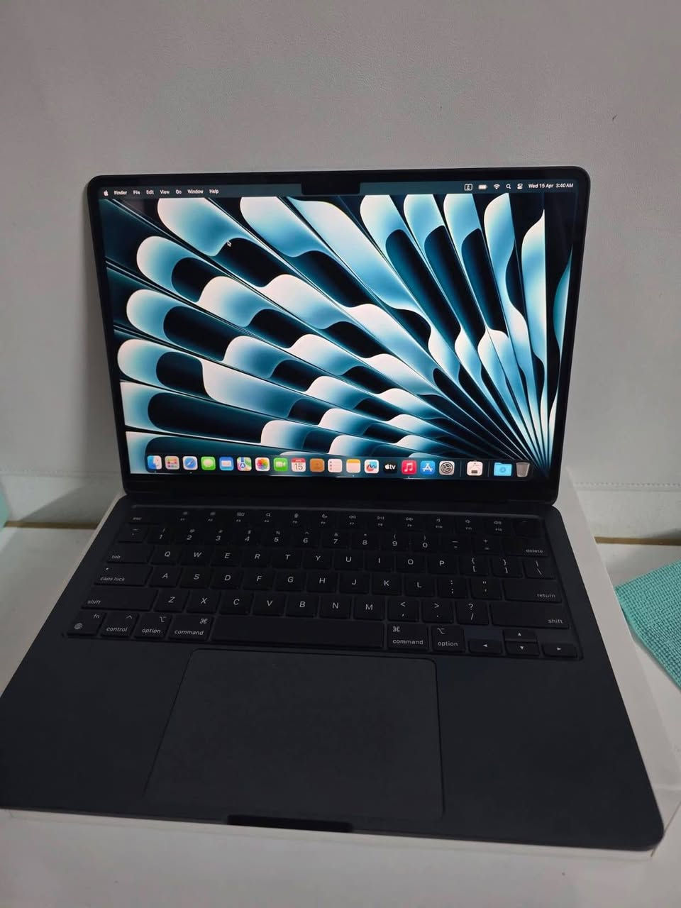ماك بوك اير m2
2022 ذاكره 256 رام 8

حجم الشاشه 13انج

السعر النهائي 800 البطارية 100

مكاني بغداد ***********
