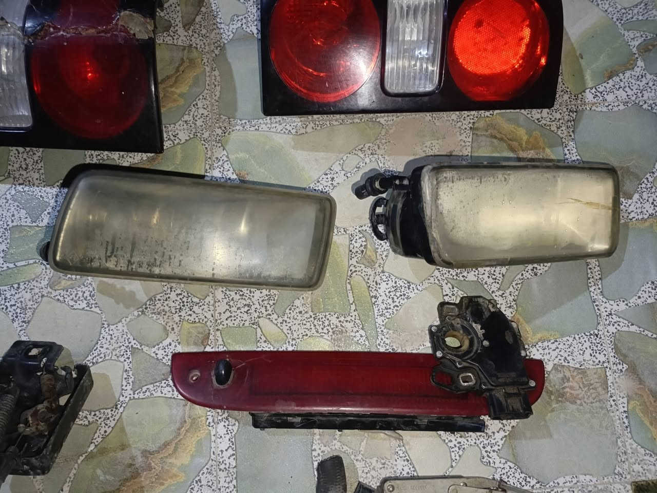 من رخصة الا مسئول هاي الغراض للبيع) *********** العنوان البصرة
