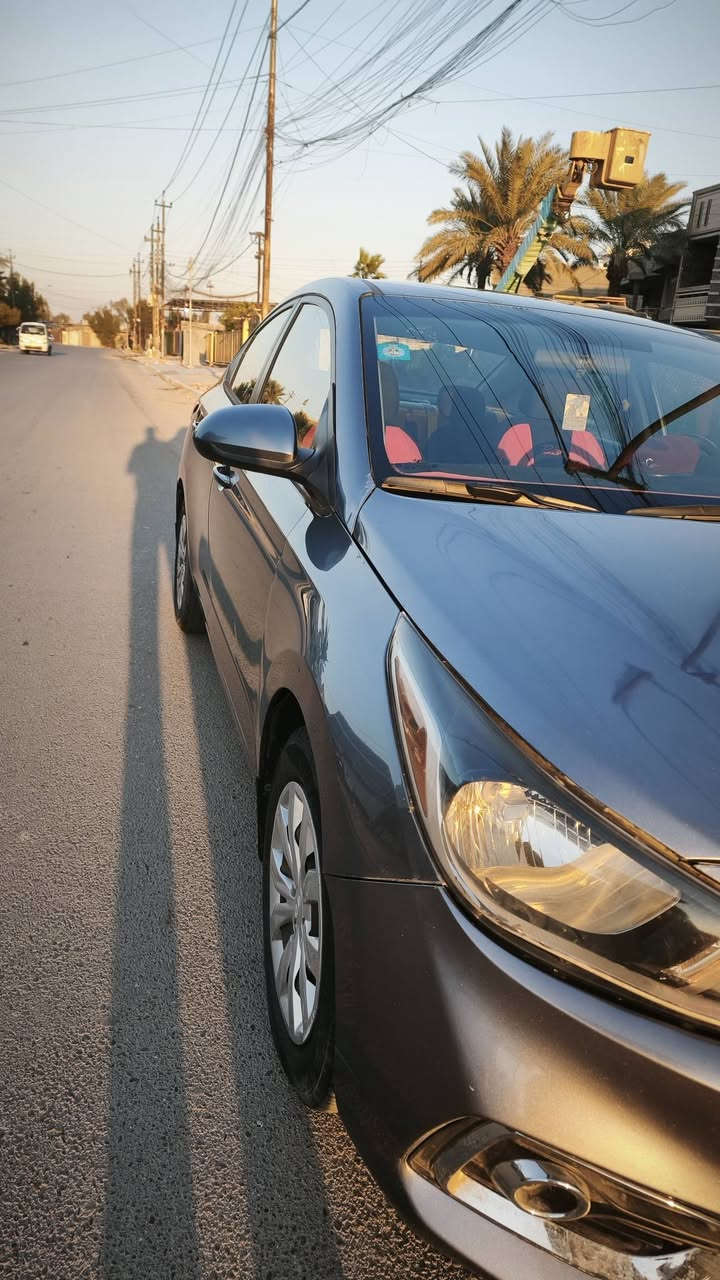 اكسنت 2019
وارد امريكي محرك 1600 
حادث جدا بسيط بدايت لبنيد فقط ونصبغ
بيه حالوب جدا خفيف ميبين 
سياره جديده واحلى من الصور
فول تحكم ستيرن
مودات قياده
شاشه
 كاميرا دواره 
حساس خلفي
جديده بدون اي نقص 

سعر 105 بيه مجال 
رقم بغداد هزه جديده لوحات جديد
سياره جديده واحلى من صور

العنوان  _ بغداد جديده _ شارع المسبح 
***********
