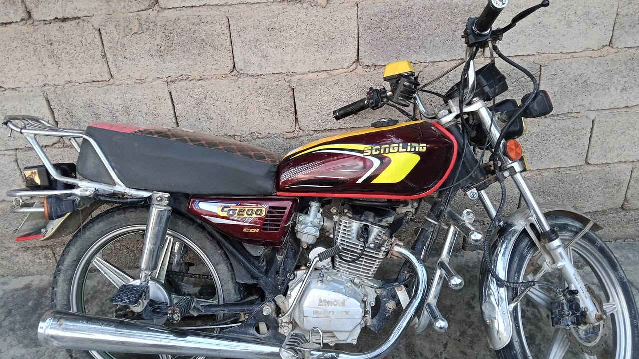 سيفان 5كير  محرك مفتوح سلف شغال بريك امامي خلفي شغال كهربائيات كلها كاملة مكفول من كلشي اوراق اصولي مدفوع كمرك سعر450وبيهة مجال 2020


**إذا كنت صاحب هذا الإعلان وتريد حذفه لأي سبب، رجاءا أرسل رسالة إلى الدعم الفني**