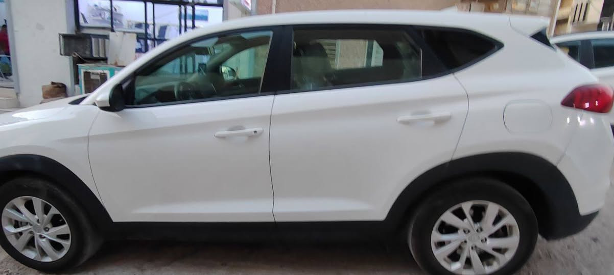 توسان 2019 امريكي
بدون صبغ حادثها موجود بالمنشور
محرك مجفت - ابيع محرك كايم
كير مكفول 
فقط تبديل دعامية
ماشية 77 الف
رقم بغداد بأسمي
شاشة تحكمات
اتو هولد
هندر بريك بصمة
مكان السيارة بغداد الكريعات
السعر
150 ورقة بيها مجال حك الجية
***********
***********
