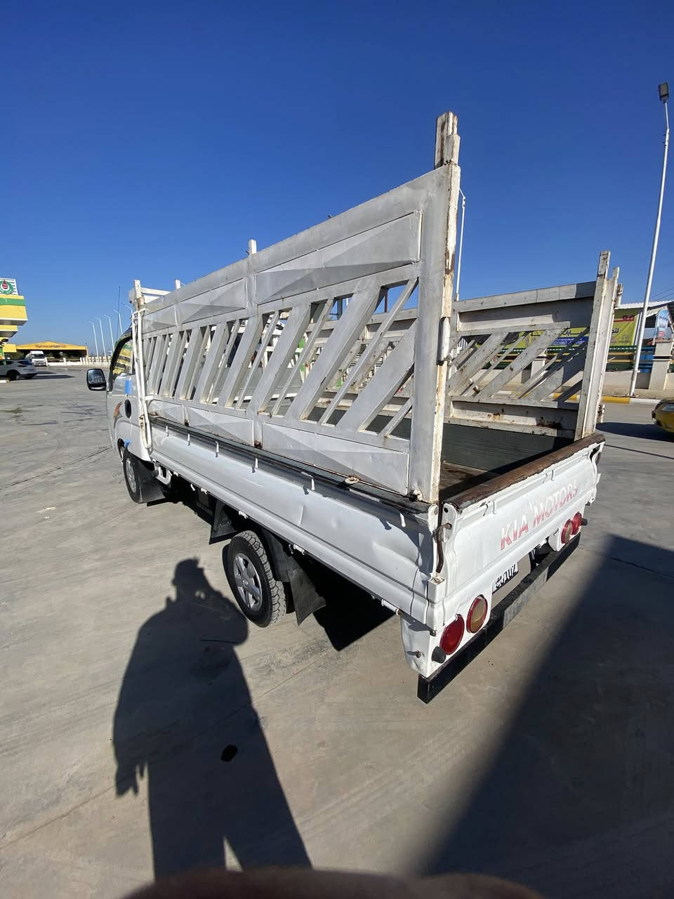 السلام عليكم 
للبيع 
كيا 
موديل 2010
رقم بغداد الانكليزي 
سنويه ل31تحويل ثاني يوم 
كفاله عامه  
كير محرك اكسل رقم شاصي كله كفاله عامه 
العنوان /واسط الصويره 
ل تفاصيل اكثر الاتصال ع رقم الهاتف 
***********
شراي اتصل ع رقم الهاتف غير متواجد ع الفيس
