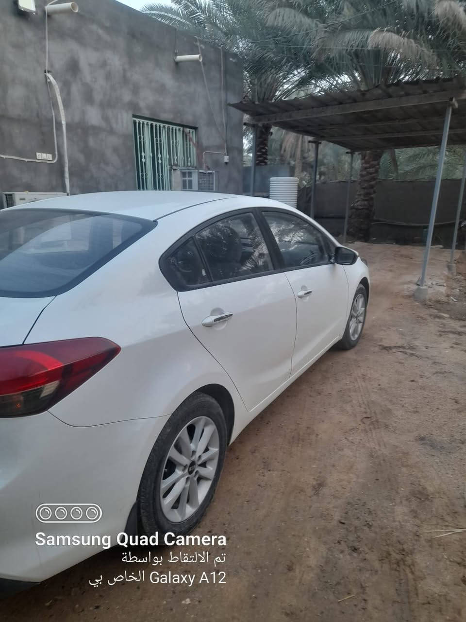 السلام عليكم كيا سيراتو للبيع موديل 2017  وارد خليجي سونار مرفوق ويه الصور مواصفات نص فول كامره تحكم ستيرن مري شفط 137وبيها مجال ***********
***********
متواجد وتساب
