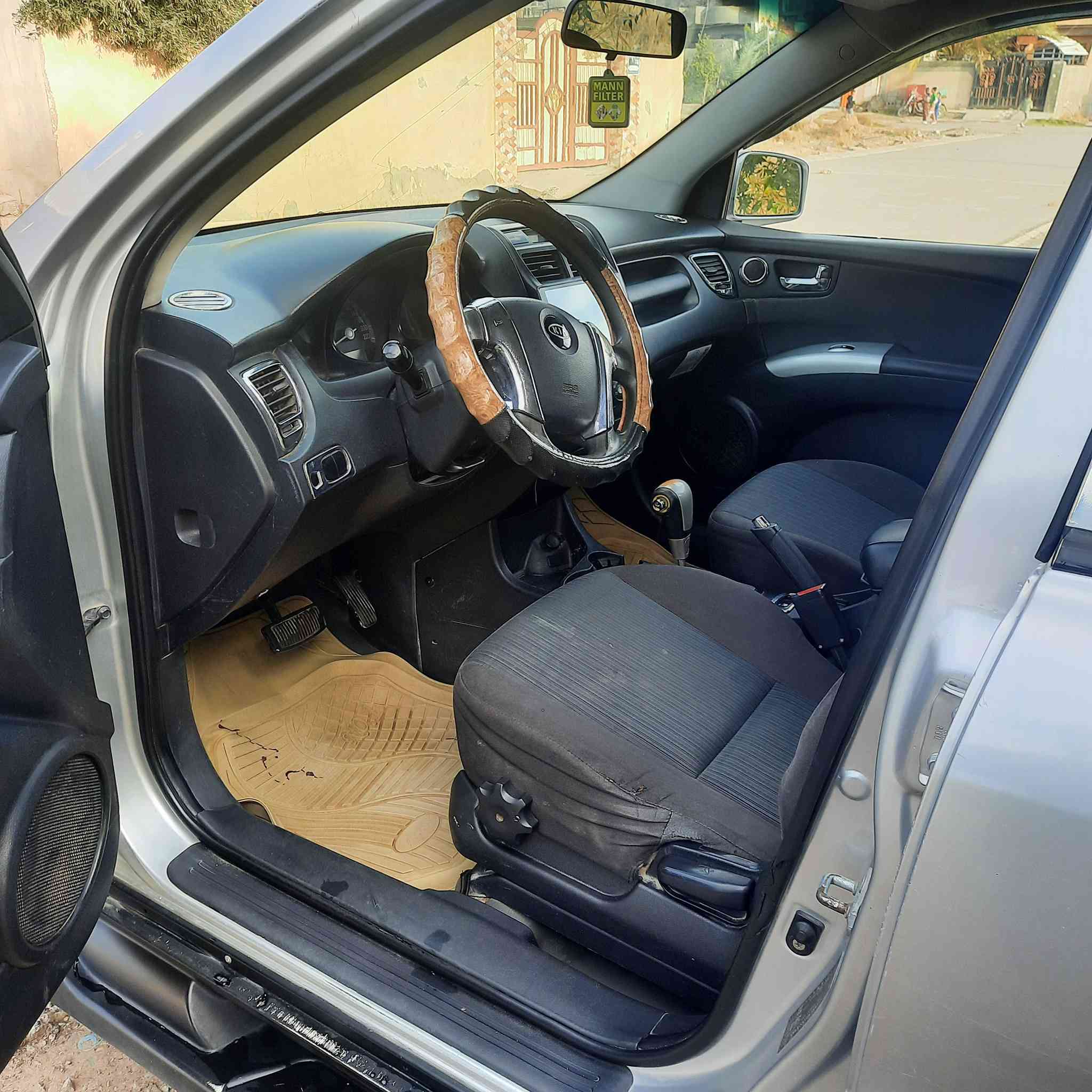 سلام عليكم للبيع سبورتج مديل 2009رقم بغداد مكفوله من الصبغ والتبديل  محرك ٢٠٠٠ المرغوب سياره اي نقص مابيه سونر مرفق  سعر 124 بيه مجال مكان ديالى ناحية هبهب  ***********  تحويل ثاني يوم  رجاءا غير متواجد على الفيس اتصل ودلل
