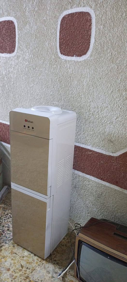 براد للبيع شغال شرط الشغل السعر 65 العنوان بصره حيانيه دور الشرطه رقم الهات***********
