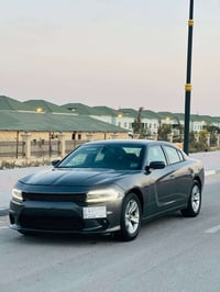 سياره جارجر لبيع لون نيلي سياره جاهزه من كلشي تخم تاير جديد كير محرك ك...