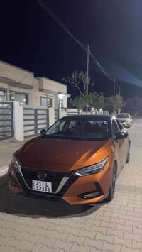 سنترا SR • ٢٠٢١ • سقف اسود