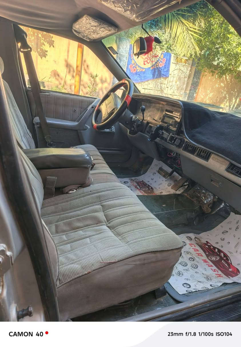 السلام عليكم  اولدز  94للبيع  السعر 30وبيه  مجال المكان ديالى الخالص اي ستفسر اتصل رقم ***********رقمه واسط وبسمي تحويل مباشر
