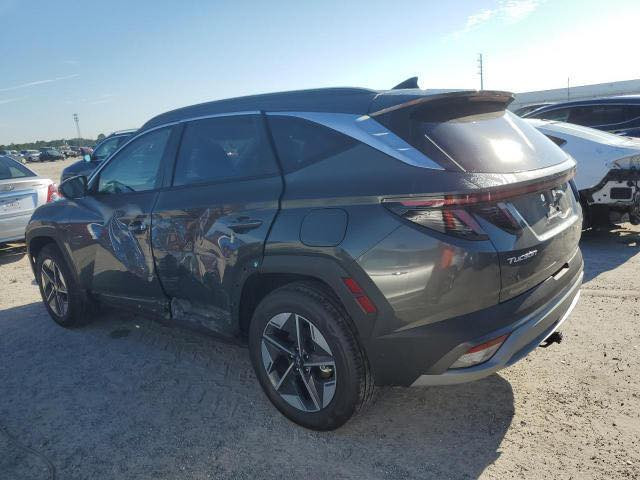 ‎🌟 شركه المتميز للمزادات الأمريكية والكندية والشحن البحري 🌟
((((لا أدوخ 🫤ولا تحتار 🤔 ويه شركة المتميز انت تختار🫵🤗👩🧑 ))))) 👇👇👇

‎⛔ إعلان سيارة من مزاد أمريكا ⛔
‎🚗 نوع السيارة: 2025 HYUNDAI TUCSON, SEL CONVENIENCE hybrid �📅 وقت المزاد⌚️:5/1/2026�🔢 رقم اللوت: 71113035
‎🛠️  الحادث/الضرر: جانبي        �🛠️ حجم المحرك: 1.6�⚙️ السلندر: 4�🔧 نظام الدفع: دفع كلي                                                                      �📏 المسافة المقطوعة: 1,767  mi
‎🌐 للانضمام إلى مجموعة الواتساب الخاصة لشراء السيارات من المزادات الأمريكية والكندية:�اضغط هنا: https://chat.whatsapp.com/CHchp4i8IM0GCMY7soZfir
‎🔍 طريقة المزاودة:�يمكنك المزاودة عبر مكتب المتميز إمّا بالحضور الشخصي أثناء فترة المزاد، أو عن بُعد عبر الهاتف المحمول. 📲�نقوم بمتابعة حالتك حسب السيارة وموعد مزادها، ويمكنك تحديد مبلغ أقصى للتزايد، ونتوقف عنده مباشرة. 📈💬

‎🚨 ملاحظات هامة:
* عمولة موقع المزاد تتراوح بين 7% – 10% من قيمة السيارة.
* أسعار الشحن تختلف حسب موقع السيارة داخل أمريكا. 🌎
* مدة الشحن تتراوح بين 2 – 3 أشهر حسب موقع السيارة. 📦⏳
‎📌 علماً بأن:
1. أسعار السيارات تُحدّد أثناء المزايدة، مع إمكانية الشراء المباشر. 💰
2. نقدم خدمة أونلاين كاملة للشراء من منزلك مع تأمين مبلغ بسيط في محافظتك. 🏡💻

‎🏢 عناوين فروع الشركة:�بغداد: البياع – إشارة البياع، قرب مركز العياش لكماليات السيارات�كربلاء: سريع حي المعلمين قرب المشاتل�الديوانية: قضاء غماس�ميسان – العمارة: المجر الكبير

‎📱 أرقام التواصل (واتساب متوفر):
‎فرع بغداد:
* *********** 📲 – سيد علي
* *********** 📲 – مهندس حسن
‎فرع كربلاء:
* *********** 📲 – قاسم الشمري
* *********** 📲 – محمد الشمري
‎فرع الديوانية:
* *********** 📲 – حيدر المتميز
* *********** 📲 – أبو سجاد المتميز
* *********** 📲 – عيسى المتميز
‎فرع العمارة:
* *********** 📲 – أبو زهراء الفرطوسي
 
‎⏰ أوقات الدوام:
طيلة أيام الأسبوع ما عدا (السبت والأحد) عطلة المزاد.
من الساعة 4 مساءا وحتى الساعة ال12 منتصف الليل
