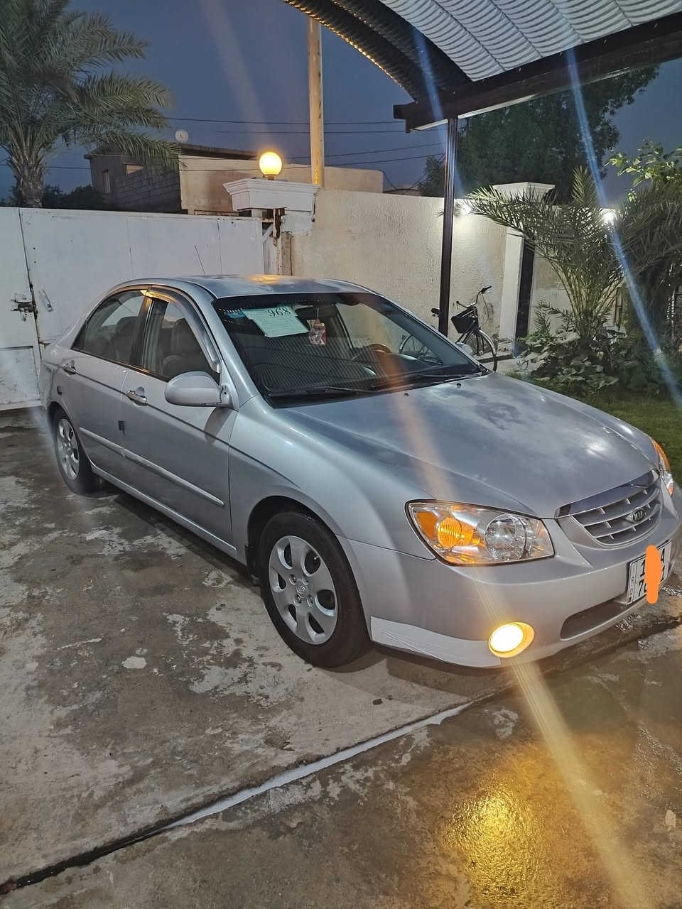 السلام عليكم للبيع سبكترا موديل 2005 وارد امريكي ضررها جاملغ الخلفي رقم بغداد بسمي تحويل مباشر كير مكينه خير من من الله مكينه 200 تبريد صدر تأيرات باتري كله جديد السعر 85 ورقه وبيه مجال بسيط رقم الهاتف *********** رقم الثاني *********** مكان السياره بغداد التاجي
