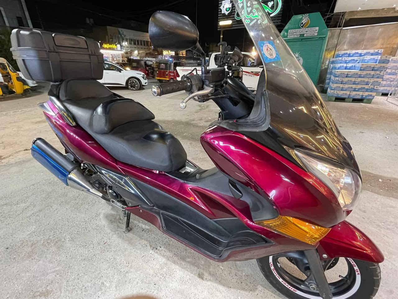 السلام عليكم
سلفر ونج  GT 400 مرقم بغداد بأسمي 

كفاله عامه ماشيه 30 الف 

العنوان بغداد الراشدية 

السعر 38 ورقه 

***********
