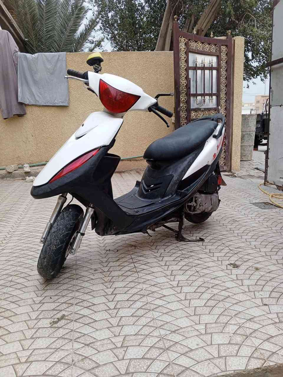 السلام عليكم ماكس للبيع دراجه مكفوله شلعه معدل فول دراجه كلش نظيفه سلف  كلها شغال دراجه كلش حلوه الشراء بخير ويدلل مكان كوت ***********
