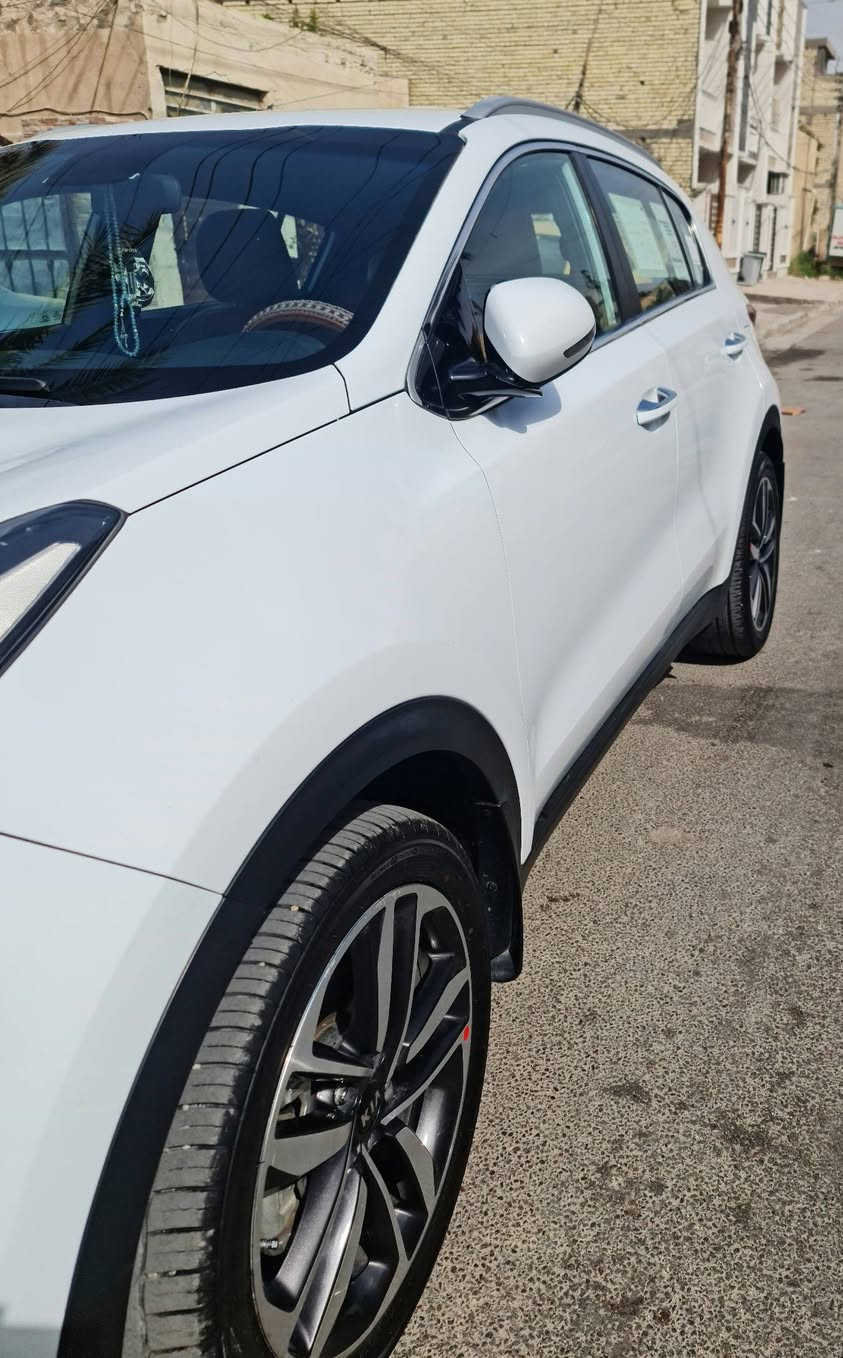 سبورتج خليجي موديل 2020 للبيع
محرك 2000 دوش
ماشية 73 الف
لون ابيض وداخل حمصي
تخم تاير جديد 
شاشة أصلية 
اريل نفكيشن 
كامرة بلادية 
حساس أمامي وخلفي
رقم وسنوية جديدة 
مكفولة من الصبغ عدا شخط بارد بالباب الخلفي موضح بالصورة 
السعر 205 بي مجال قليل 
بغداد الشعب حي التجار *********** اسامة
