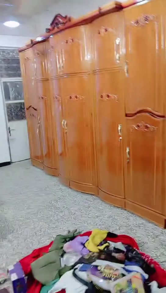 السلام عليكم غرفه نوم عراقي للبيع اخو الجديد الشراي يجي خاص او الاتصال على الرقم (*********** )المو شراي لايتعبني ولا اتعبك الرقم بي وتساب فقط بغداد حي البتول
