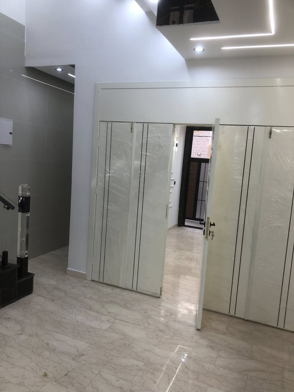 اللهم صلي ع محمد وال محمد بيت 🏠 لبيع  للبيع  لبيع  قرب المستوصف   طابقين  جديد    ٣غرف نوم      بناء درجه اوله  موقع جداا حلوه استفسار اكثر ارجو #عندك_عقار_وتريد_تعرضه_دزه_النا_ولاتشيل_هم***********اهلاارجو#متابعه الصفحة #عنوان_التميز_والثقه_والابداع اهلا وسهلا #الصفحة
