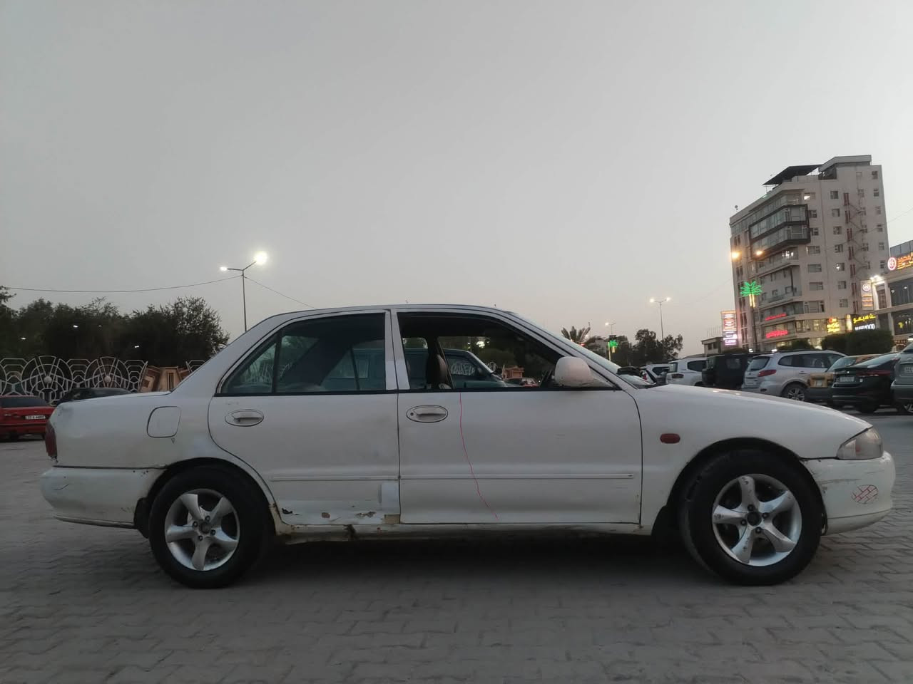 السلام عليكم للبيع بروتون رقم انكليزي بسمي سنويه جديده مشروع وطني محرك كير جدد مال حاويه كير اوتوماتيك محرك نوزل تخم تاير جدد ويل كب دوشمه جلد كهربائيات كله شغاله شاشه منضومة تبريد كامله نقص بس قايش وغاز مكاني كربلاء السعر 35 ورقه الاستفسار ((*********** أستاذ عباس ))
