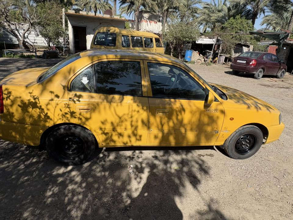 فيرنا هونداي موديل 2015 سنوية 2027 حادثها باب الصدر راجع ع بارد ضريه واصله تكمة وجاملغ راجع بارد وبيها رصعات بسيطة
كير سليم تبريد بارد ثلج تدفئة شغالة  صدر نضيف تخم تاير سياره ناعمة باتري جديد ملاحضات بيها بسيطة كشر سياره مامعيود رقم الانكليزي محرك نضيف مابيها تنقيص مابيها دخان كهربائيات كاملة سعر70 وبيها مجال ماشية 200 ألف مصفرة هيئة وغرامة تحويل ثاني يوم ‭
٠٧٨٧ ٤٩٥ ٢٤١١‬ رقمي
