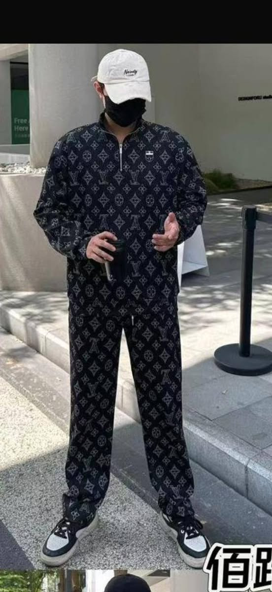 تراكات جديد🇹🇷
 🔻🔺👻
😎👌🤩
 القياسات المتوفرة من (XXL_S)

✖️ ✖️ ✖ ✖️ ✖️ ✖️ ✖️ 
🤩🌼🤩
العنوان كركوك شارع الجمهوريه عمارة عباس اوچي مقابل شركة الاطلس.
✖️ ✖️ ✖️ ✖️ ✖️ ✖️ ✖️ ✖️ ✖️ ✖
يوجد لدينا خدمة توصيل داخل كركوك  🚕🚕🚕
يوجد لدينا خدمة توصيل كل المحافظات🚖🚖🚖🚖 
رقم موبايل***********/***********
