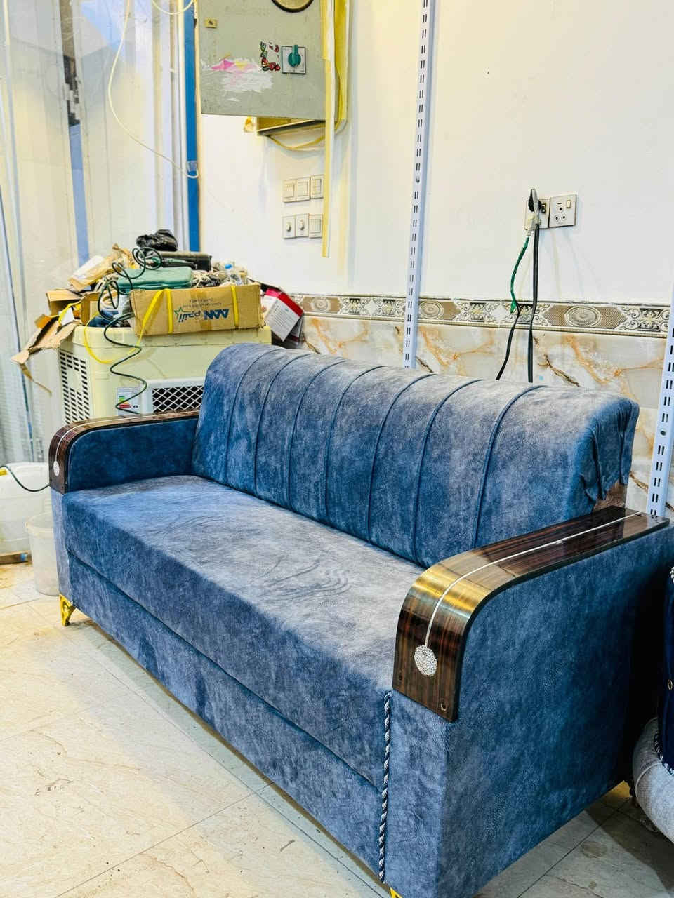 تصليح تخم أو ديوان ويتوفر جميع الوان حسب طلب العنوان شطره بدعه ***********☎️
