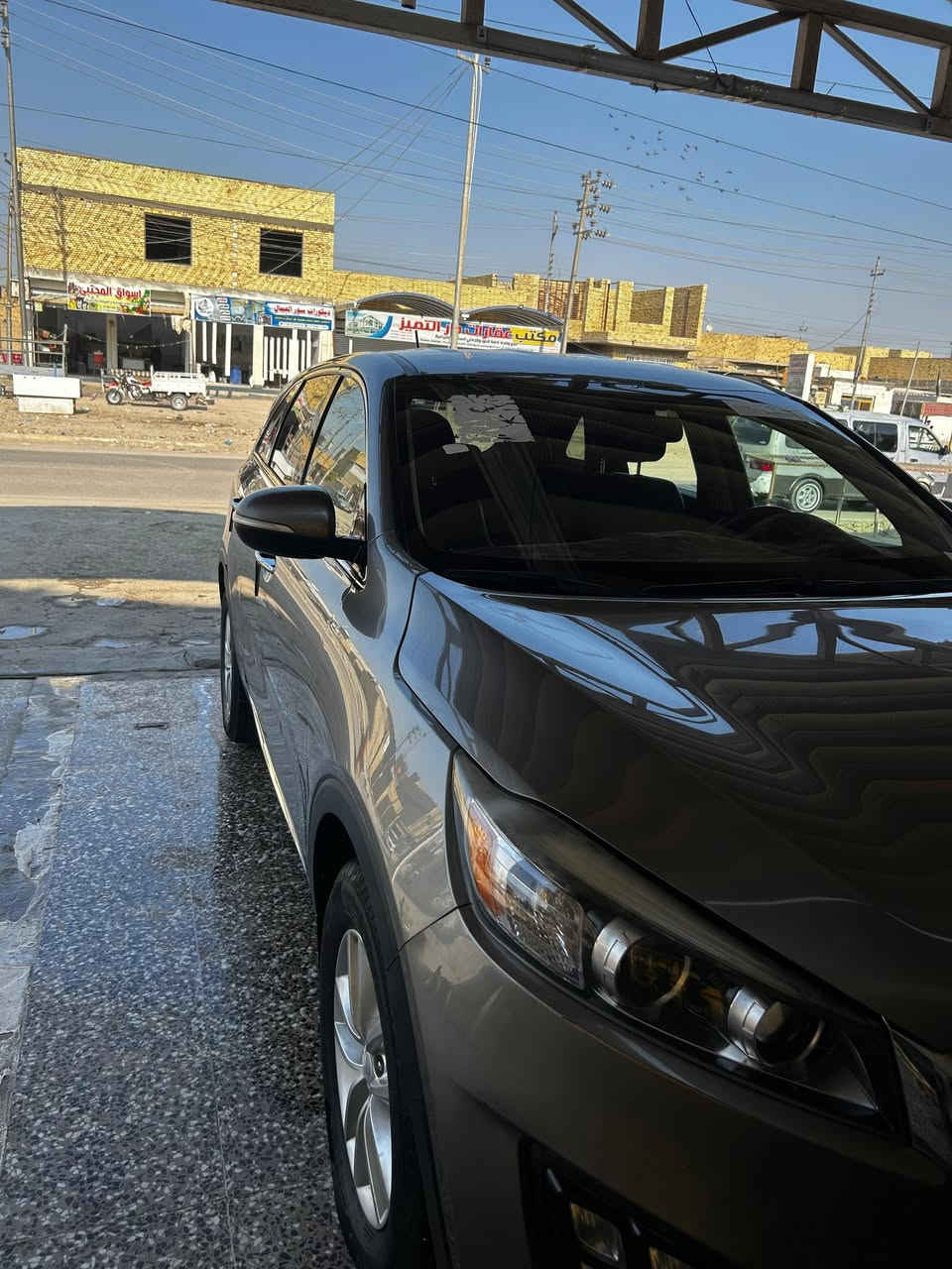 سلام عليكم سورنتو موديل ٢٠١٨. ذي قار حره ضربته جاملغ امامي. ايسر مبدل. وربع من الباب اليسر مال جاملغ راجع علي. مكينته جي دي اي  مكينه وكير وحداديه كفاله. مكلف بل نشر. ***********
