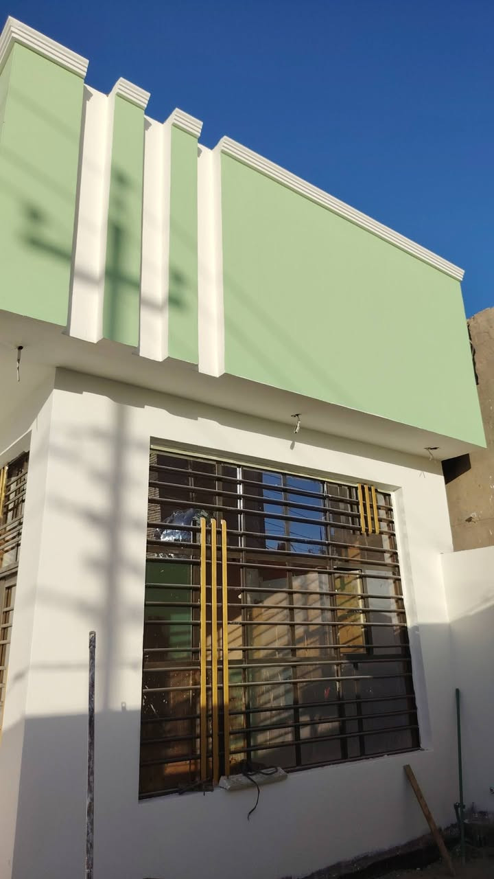 السلام عليكم اخوان صباغ واجهات داخل وخارج 🏡اوتنضيف وصبغ حديد بيبان وشبابيك وا انواع الحديد شرط شغل درجه اولا الي عنده صبغ اني برسم الخدمه خاص واتساب أو الاتصال على هاذ الرقم ***********
