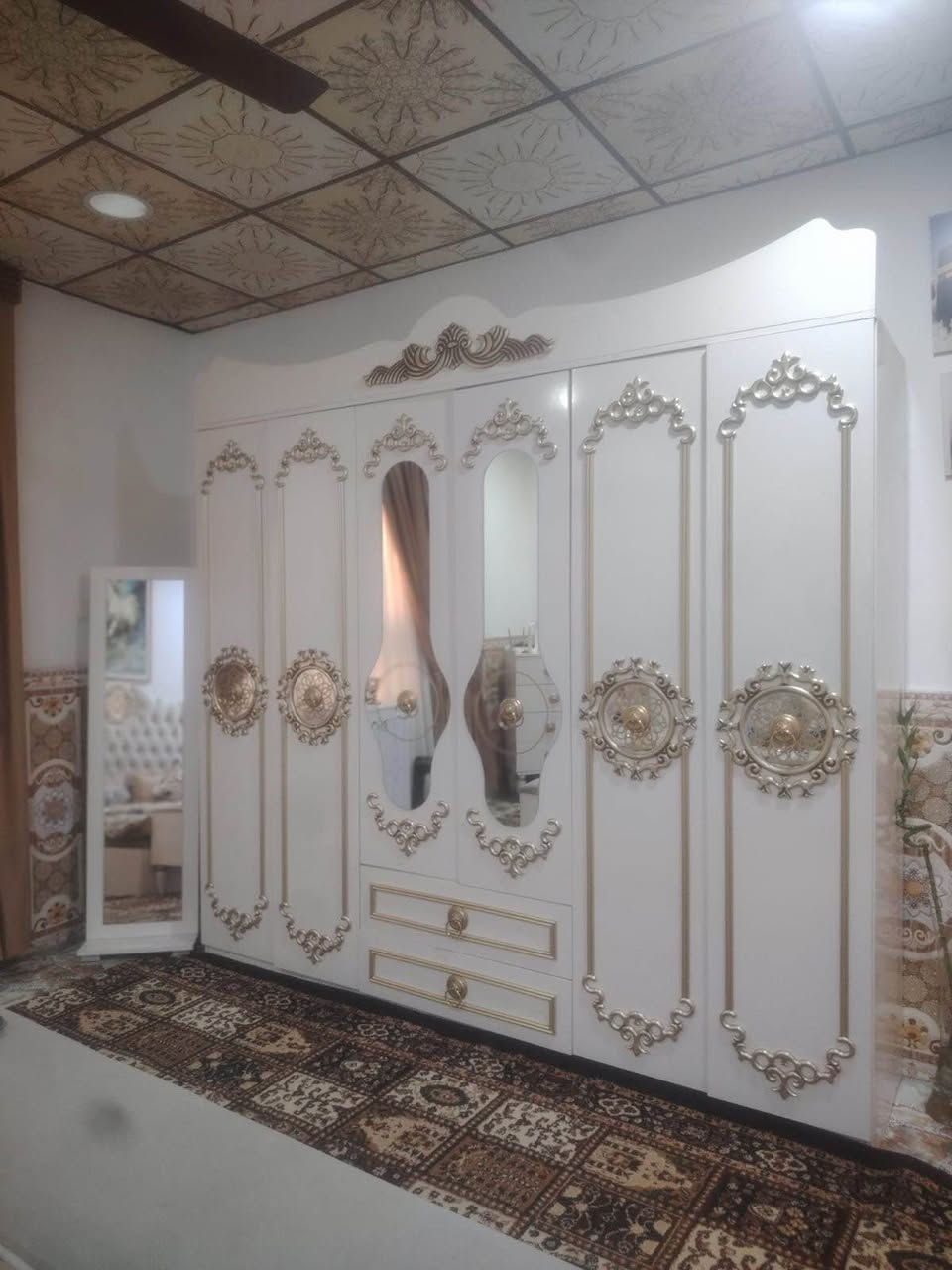 غرفة نوم 7 قطع تركي 
رقم الهاتف واتساب 
0751 759 1611 موصل, نينوى
