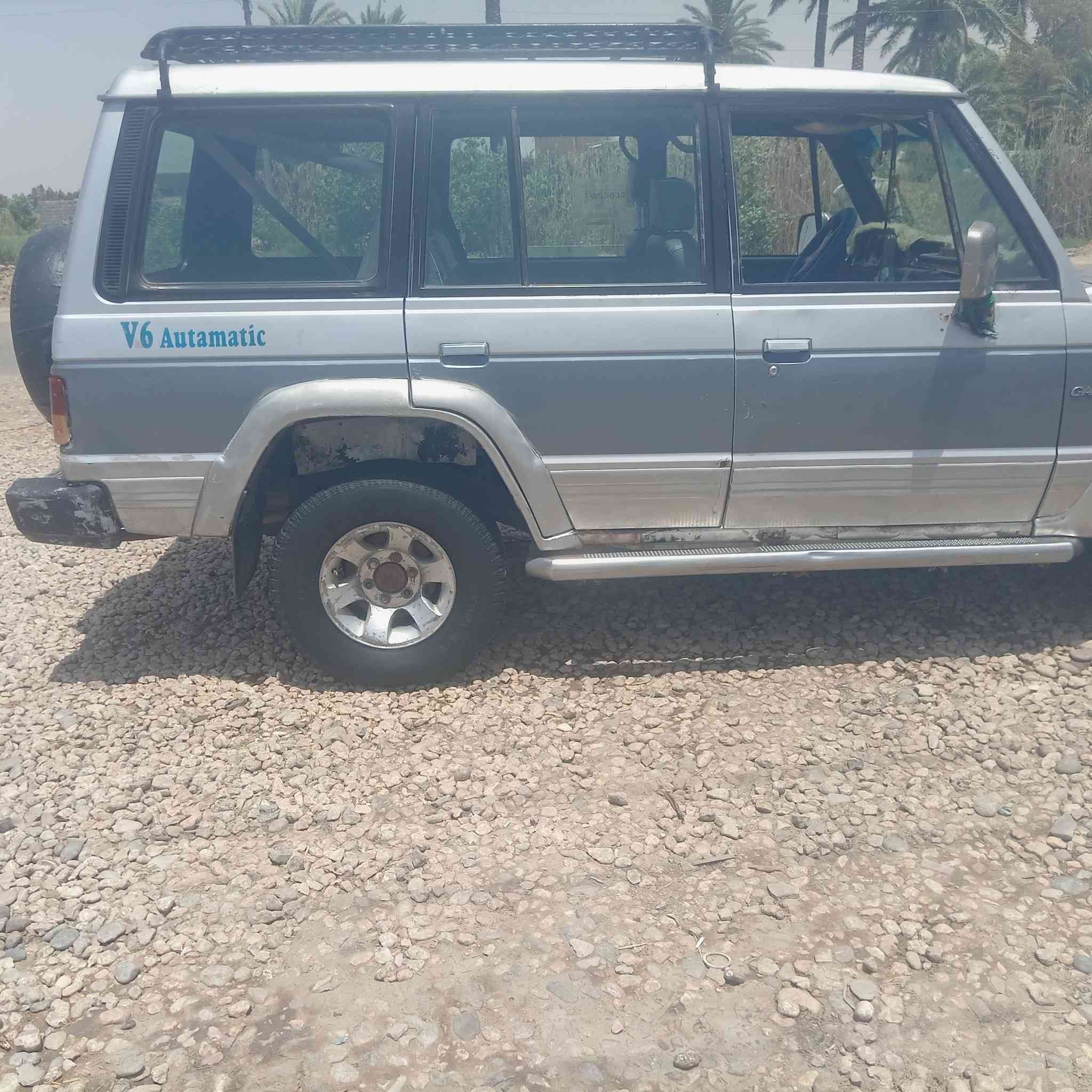 من رخصت كالوبر موديل ٩٣ كفاله عامه بسمي رقم نكليزي بغداد دوشمه جديده صدر جديد حدادية جديده سنويه 2026 7/7 تنتهي مداور مباشر سعره 45 وبيه مجال شي قليل حك الجيه استفسار ***********
