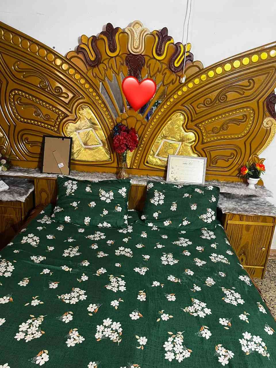 السلام عليكم غرفة  صاج عراقي للبيع نضيفه السعر ٥٠٠بيها مجال بسيط الشراي خاص


**إذا كنت صاحب هذا الإعلان وتريد حذفه لأي سبب، رجاءا أرسل رسالة إلى الدعم الفني**