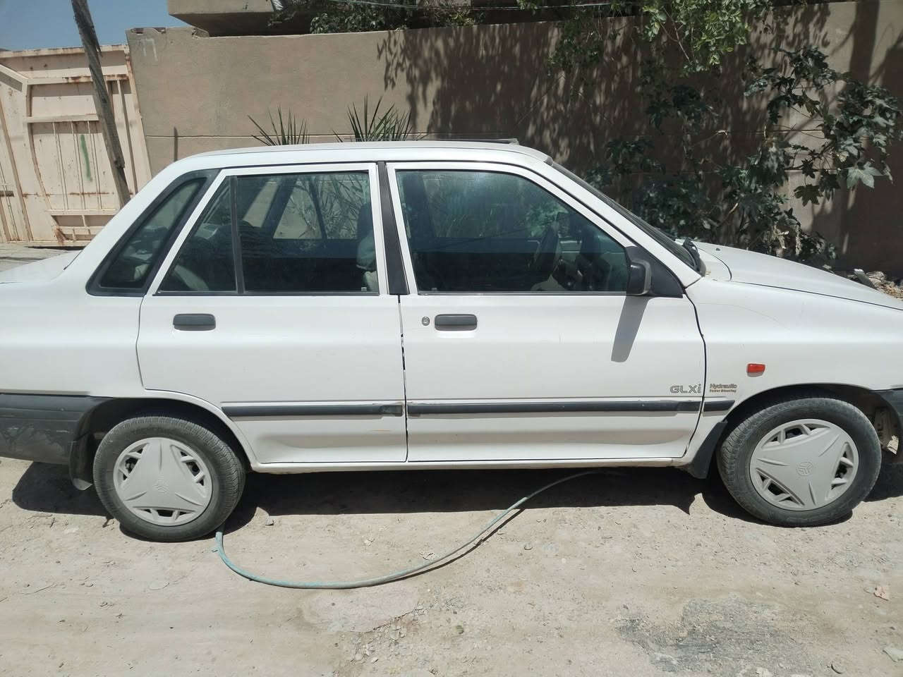 سايبه موديل ١٠ خصوصي ماشيه ٨٣ جاهزه ع وظع شركه بيها قطعتين صبغ بسمي مكان بغداد ***********
