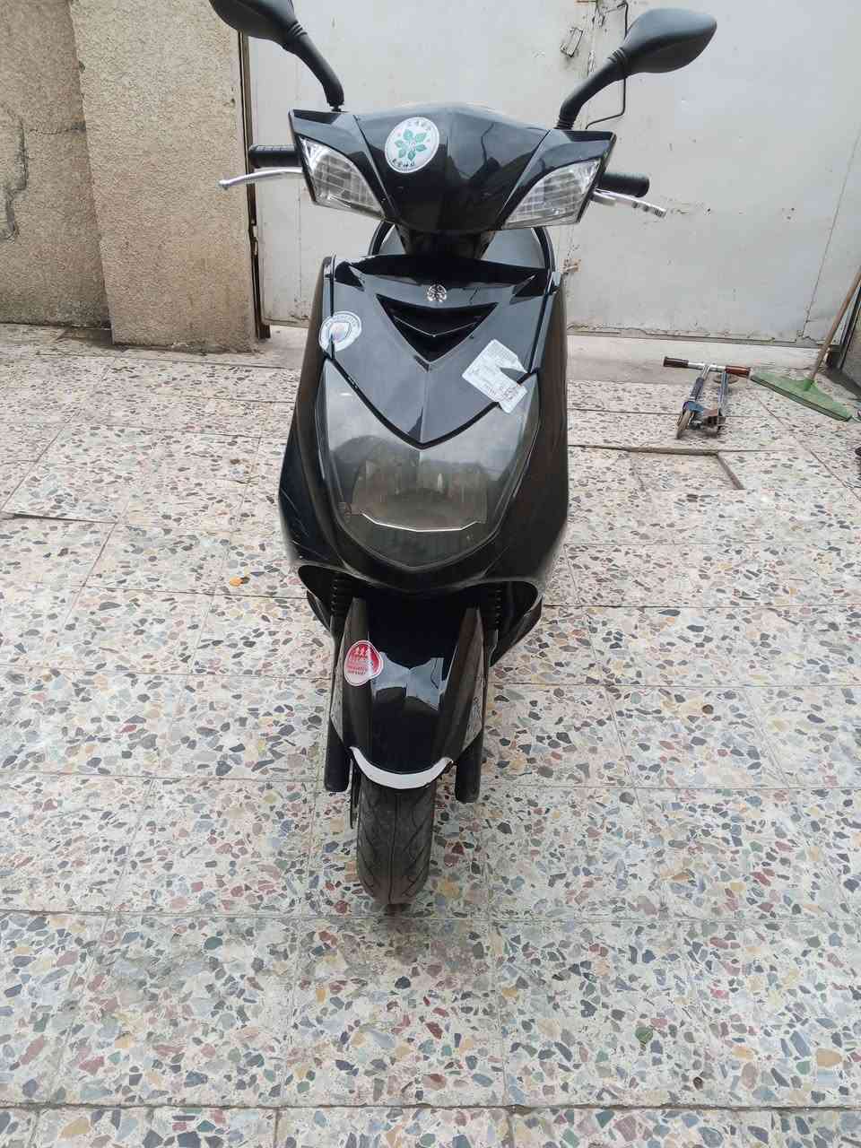 السلام عليكم دراجه سكنس فحل للبيع سعر 900 مكانه بغداد ***********
