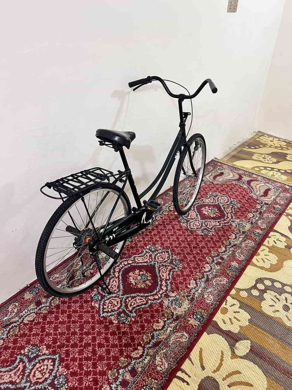 سلام عليكم
البايسكل للبيع او مراوس

مديل 16 وره وكدام 

الون زيتوني

السعر 130بي مجال حك الجيه 

لاستفسار خاص او عله الواتساب***********
