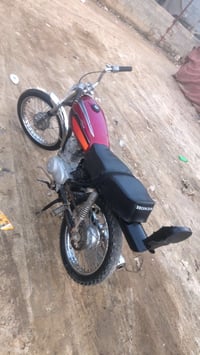 ٤ قير • أوراق منسوخة • محرك يصوت