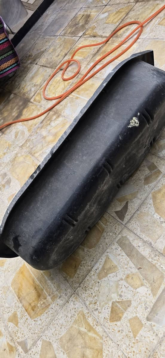 السلام عليكم عندي حوض مال سياره ابصم كرستال لبيع السعر 75 الف العنوان بصره ام قصر ***********
