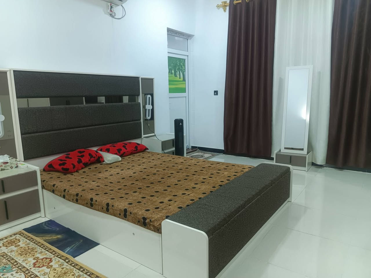 غرفه للبيع جديده كلش اليعر مليون وميه وببها مجال عنوان كوت الجديده


**إذا كنت صاحب هذا الإعلان وتريد حذفه لأي سبب، رجاءا أرسل رسالة إلى الدعم الفني**