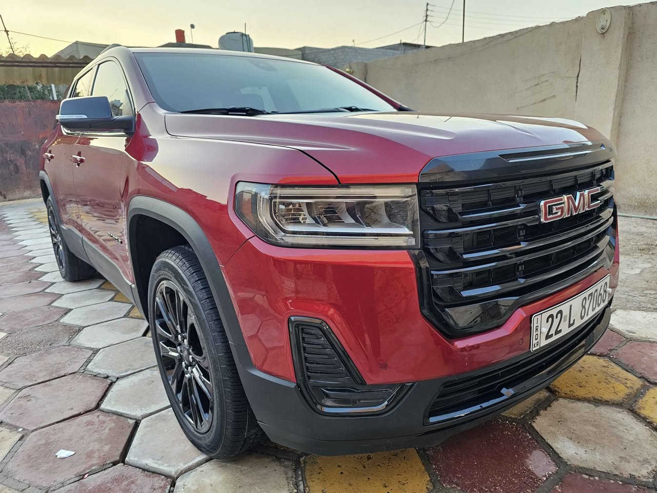 السعر 255 وبيها مجال للشراي

جي ام سي اكاديا SLE 

‏GMC Acadia SLE (AWD)

الموديل : 2023

اللون احمر

حجم محرك : 4 سلندر حجم 2000 توربو

عداد مسافة : 38 ألف  مايل 

تخم تاير جديد

الضرر : كما موضح في الصور 

رقم الشاصي 1GKKNKL46NZ106724

كافة الايرباكات سليمة 100 ‎%‎

مواصفات : SLE

كامرات 360
دبل اكسل AWD عدد المقاعد (7) بصمة أبواب
بصمة تشغيل تشغيل عن بعد (Remote Start)
حساسات امامية و خلفية شاشة كبيرة لمس تحكمات استيرن
هاند بريك بصمة كشنات امامية كهربائي 
كشنات ( تدفئة ) منافذ USB + type-C 
كشنات خلفية تدفئة  تبريد مركزي
تحديد مسار اوتو ستارت Auto start
أوتو ستوب  Auto Stop
مانع انزلاق+ABS
وضعيات القيادة normal..eco..sport

‏‎العنوان البصرة

‏‎
‏‎للاتصال والاستفسار
 ***********
*********** شط العرب, البصرة
