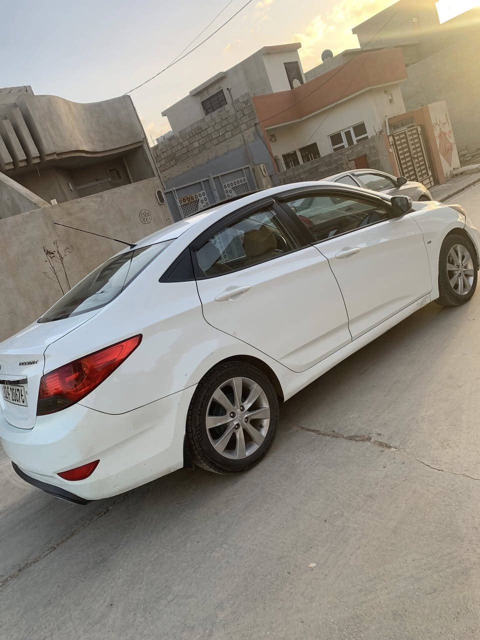 السلام وعليكم
اكسنت موديل 2012
رقم اربيل جديد بسمي فول مواصفات كابون بيها سياره جاهزه  تايرات باتري جديد كير ومحرك شرط بيها بارد بجاملغ الخلفي فقط  سعر 108 وبيها مجال مكاني موصل 
 
للاتصال علرقم ***********
