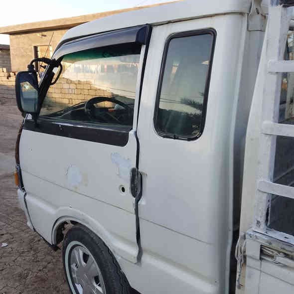 السلام عليكم كيه بنكو موديل ١٩٩٤رقم بغداد الماني تحويل ثاني يوم مكفولةمن محرك وكير وصدرتخم تاير سياره مال جناي سته جنكال صدر جديد شاصي مكفول صبق حزام سعر ٤٢بيهامجال قليل عنوان بغداد تاجي رقم موبايل ***********=***********
