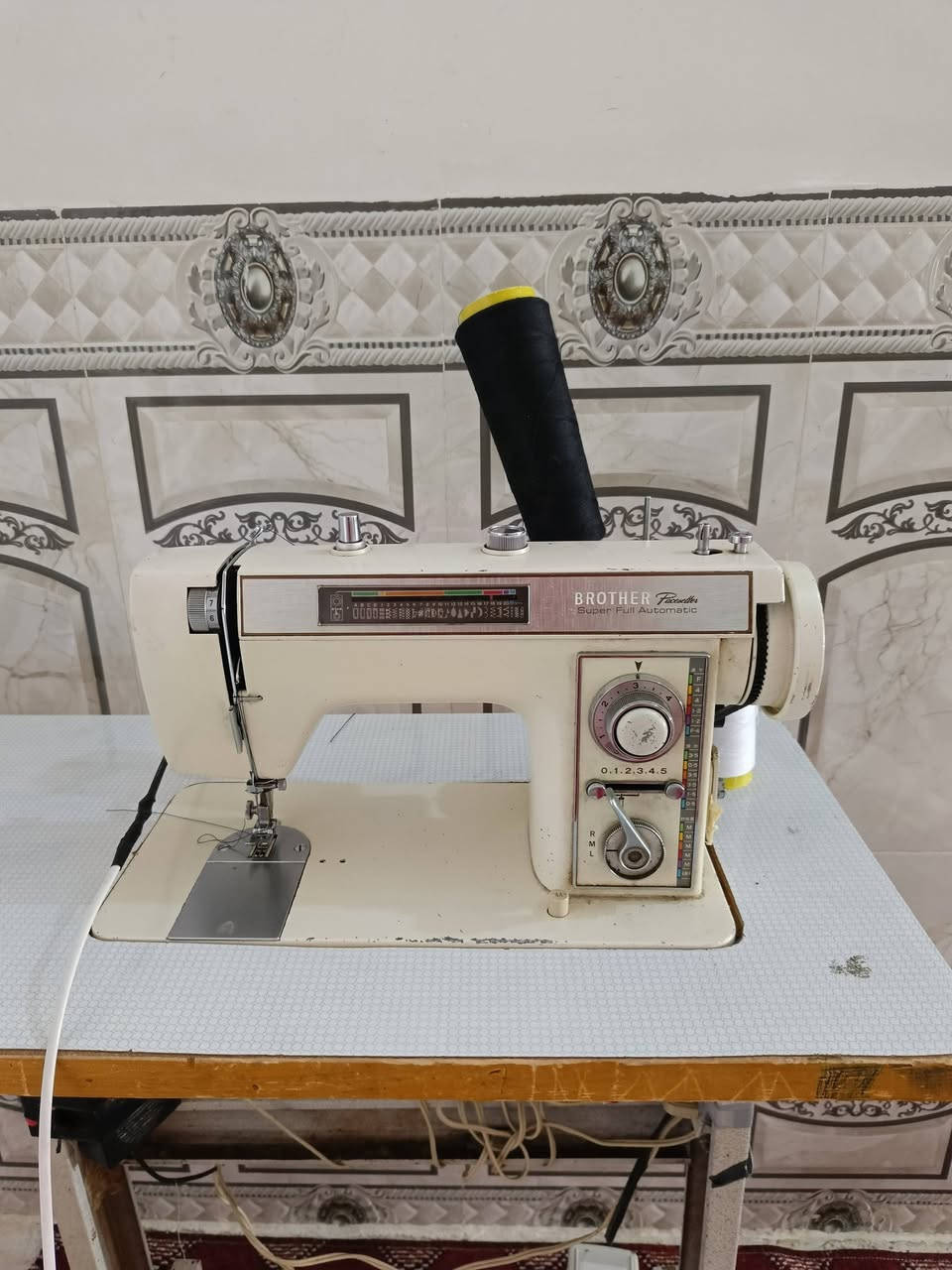 مكينه للبيع
السلام عليكم مكينه للبيع هيه والميز
230 ألف وبيها مجال بسيط
مكينه نظيفه كللش ما داخله تصليح بطاريتها وياها ٢٠ نوع تطريز مع عمل بيت الدكم وخياطة دكم 
سبب البيع  عندي ضرف ومحتاجه فلوسها
للاستفسار خاص


**إذا كنت صاحب هذا الإعلان وتريد حذفه لأي سبب، رجاءا أرسل رسالة إلى الدعم الفني**