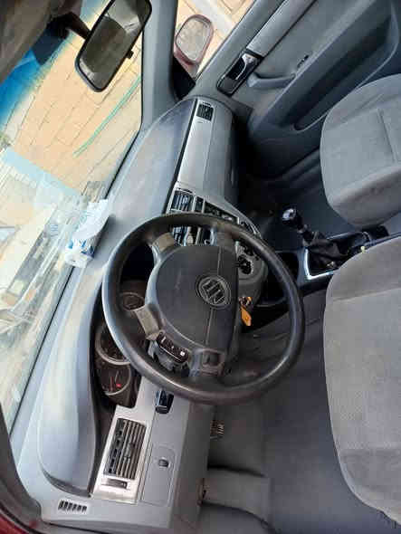 السلام عليكم
فورنزا مديل 7 رقم بغداد مشروع وطني تحويل مباشر السياره بيه رشات صبغ بدون حادث جراد ابيع حزام مكفوله من لظربه السيارة جاهزه مكينه وكير تخم تاير تبريد كله جديد مكان السياره بغداد السعر 58 وبها مجال حك لجية 
رقم الهاتف ***********
