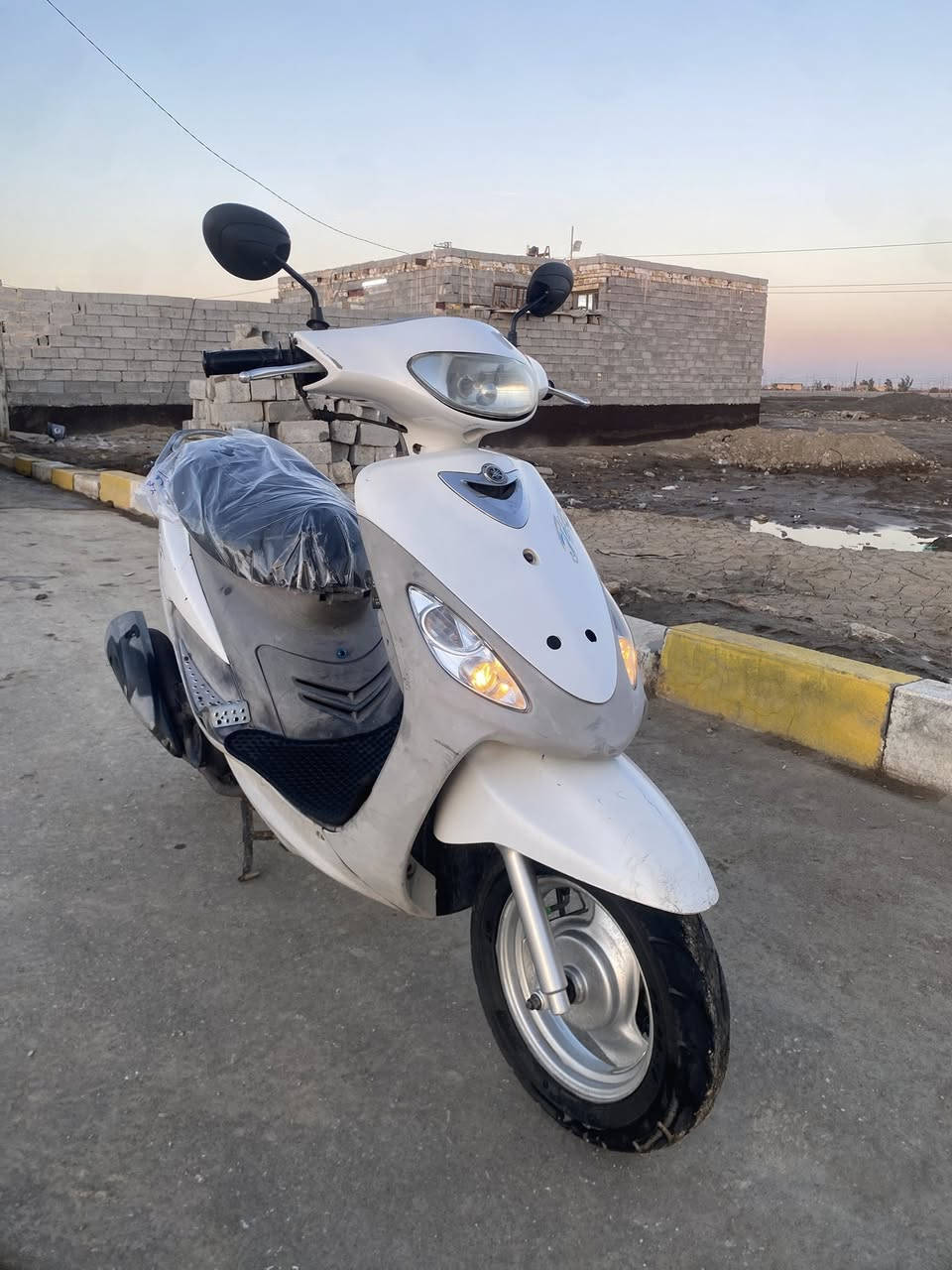 سلام عليكم ماكس منغولي للبيع كفاله عامه ما صار الها هواي من مطلعه من رمبه لون ابيض وسعر الابيض معروف ختم واحد وي لمكينه مكينه خرسه برغي ما مفتوح بيه نكره سلف كهربايات كلها شغاله سعر 975 وبيه مجال قليل مكاني ديوانيه مو شراي لا تعامل ***********
