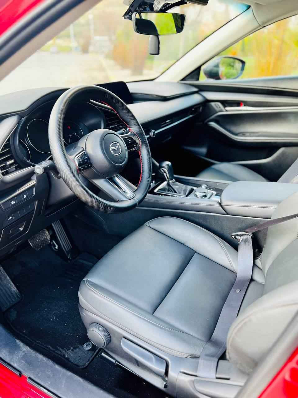 مازدا3  2024  دوو پارجەی بۆیاخ بێ ناو کردن  بۆنید وجەمەلۆغی سایەق   تەنها 11هه زار رۆشتوە تازە رەقم کراوە بێ تۆربۆ بلێ دەبل اکل مەیکنەی 2.5  سیارەکە زۆر جوانە سعری 123کەمیک مەجال *********** حلبجة, السليمانية
