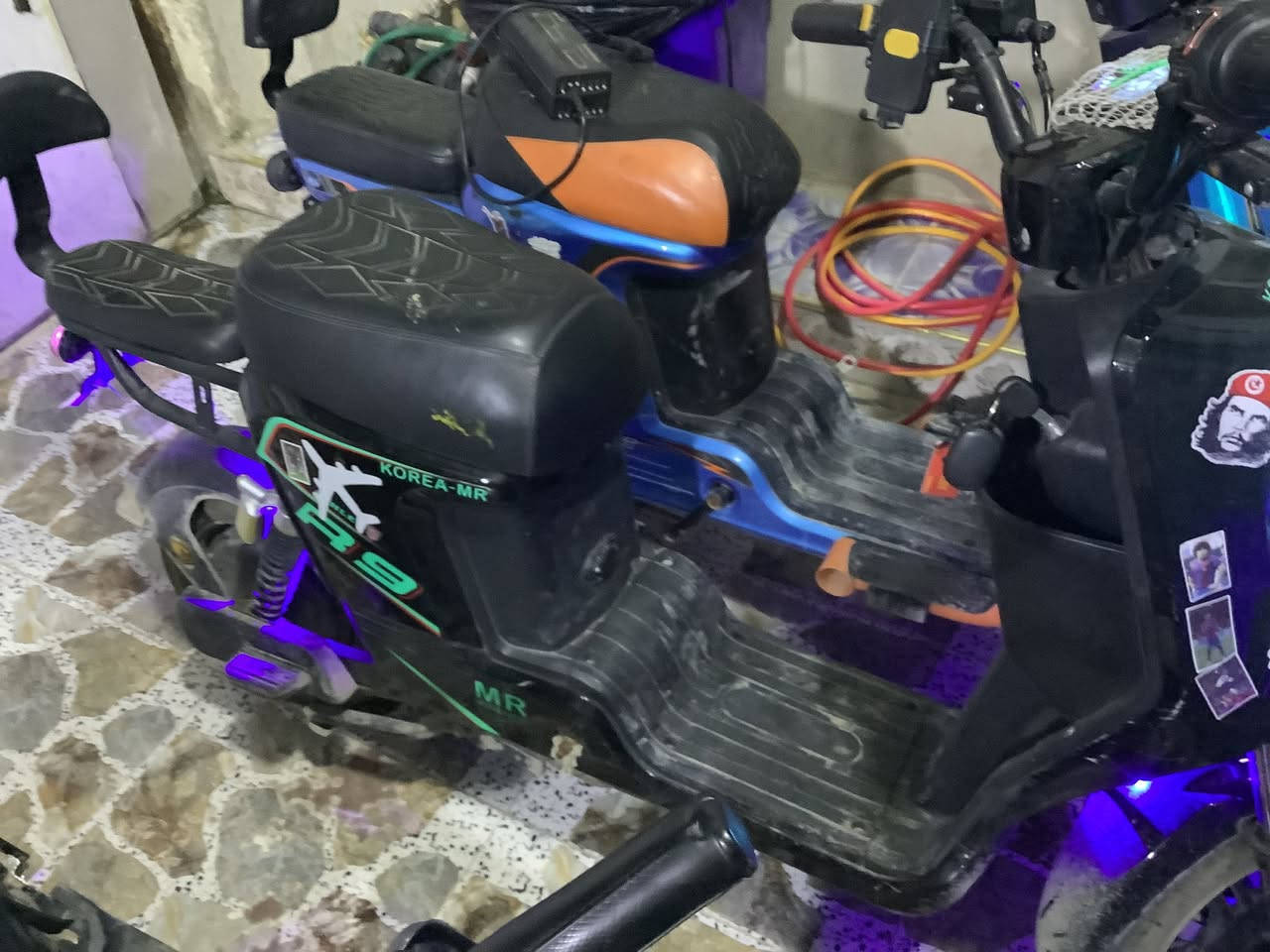 ماطور R9 2025ماطور جديد  باتريات جيده سرعه 109وحقيقي 75السعر 400وبي مجال مكاني ملاين الثانيه الرقم ***********وبي وتساب
