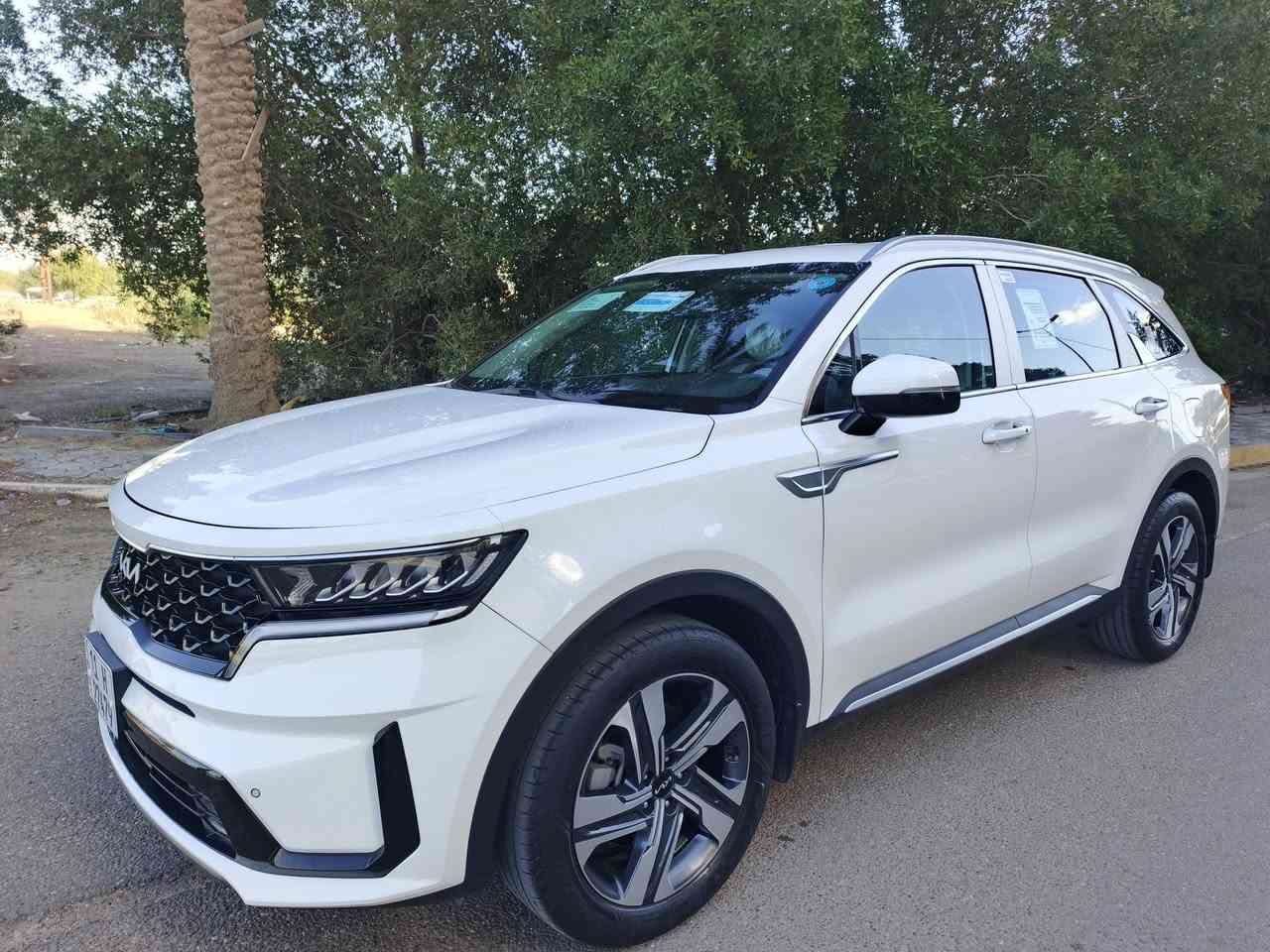 كيا سورنتو 2023  ( خـليـجـي )  شركه دوليه 
مكفوله من الضربه والصبغ  والبارد 
رقم بغداد بسمي ارقام جديده وهزه جديده وسنويه
مواصفات
بصمه
تشغيل عن بعد 
كشنين كهربائي 
باب خلفي كهرباء  
نضام تزحلق ونحدار
نضام بريك ابي اس 
لدات اماميه خلفيه
نضام أوتو هولد 
لايت زنون
هاند بريك دكمه 
حساس امامي خلفي اصلي
شاحن وايرليس
3قطع تبريد
لد امامي بكلايت لد
شاشه كار بلي اصلي 
كروس سرعه شفتات بلستيرن
تحكمات ستيرن
سبعه راكب
ويل كب كروم
بصمه تشغيل وابواب 
6 سلندر  م3500  مامفتوح بلادي
كير مامفتوح بلادي   
ترحيب  
كامره دوارة      
مري شفط    اشاره بالمري 
برادات بلاديه
اربع انظمه قياده  Sport  eco cimfort   smart 
كشافات ضباب رباعي
علامة بالدواسه 
السياره جديده جدا جدا وحاط فديو للتوضيح  مكفوله من الضربه والصبغ والبارد  السياره جديده ماشيه37 الف بعدها بضمان الشركه دوليه
السعر 275$
***********

***********
